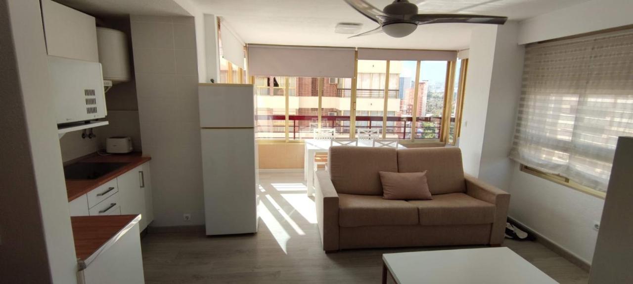 Precioso Apartamento Con Piscina Y Vistas Al Mar Mediterraneo. Benidorm Dış mekan fotoğraf