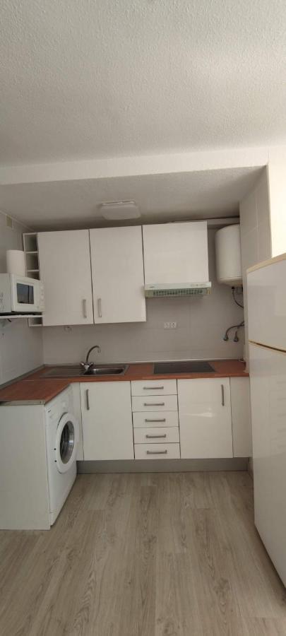 Precioso Apartamento Con Piscina Y Vistas Al Mar Mediterraneo. Benidorm Dış mekan fotoğraf