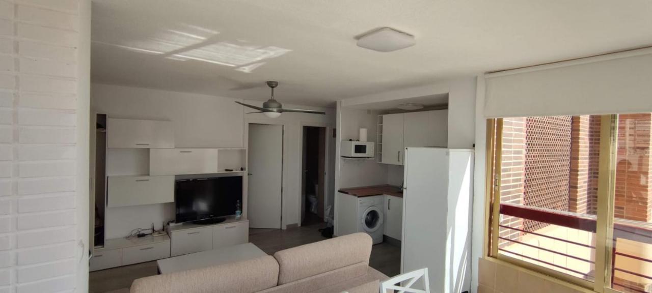 Precioso Apartamento Con Piscina Y Vistas Al Mar Mediterraneo. Benidorm Dış mekan fotoğraf